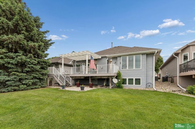 10012 S 172nd Circle, Omaha, NE 68136