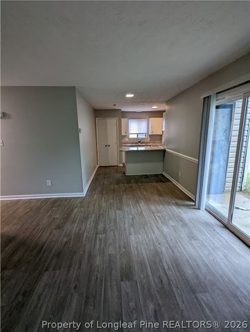 833 Applewood Lane, Fayetteville, NC 28303