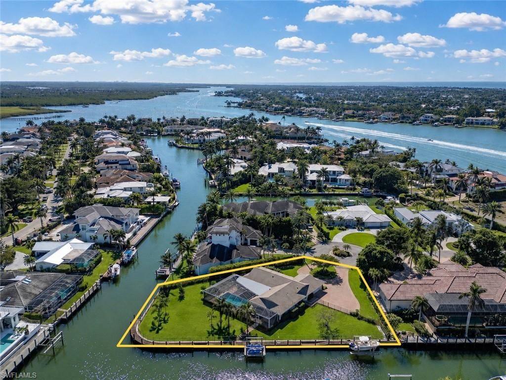 2185 Trout CT, NAPLES, FL 34102 — photo 5