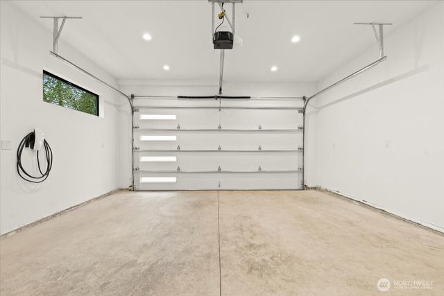 22713 SE 34th Court, Sammamish, WA 98075