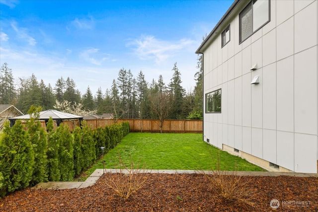 22713 SE 34th Court, Sammamish, WA 98075