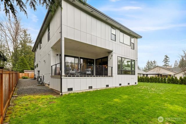 22713 SE 34th Court, Sammamish, WA 98075