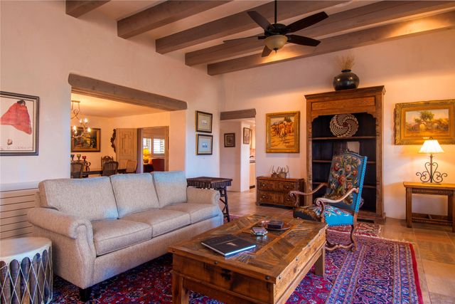 1029 Mansion Ridge Rd, Santa Fe, NM 87501
