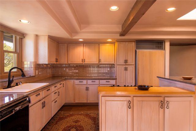 1029 Mansion Ridge Rd, Santa Fe, NM 87501