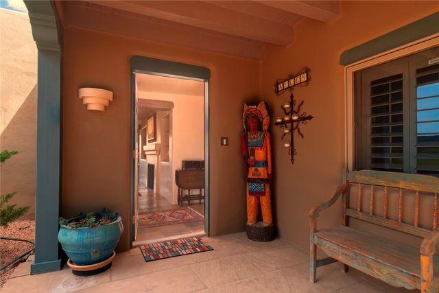 1029 Mansion Ridge Rd, Santa Fe, NM 87501
