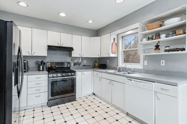 62 Birch Ridge Road, Westford, VT 05494