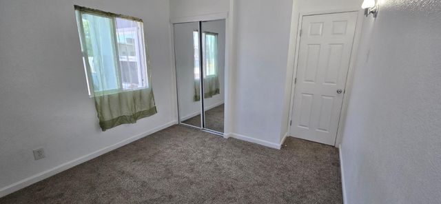 206 Hills Ct, Sacramento, CA 95838