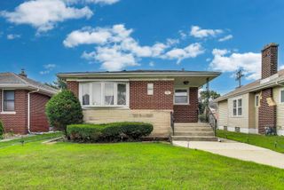 521 157TH Street, Calumet City, IL 60409