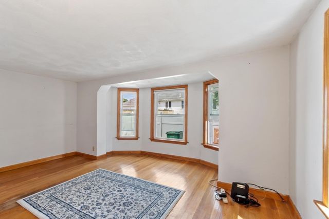 9 Lill Avenue, Newton, MA 02465