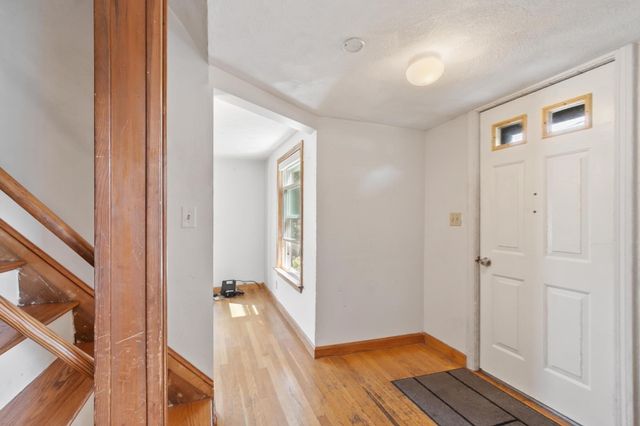 9 Lill Avenue, Newton, MA 02465