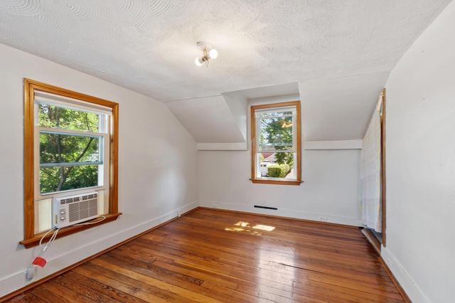 9 Lill Avenue, Newton, MA 02465
