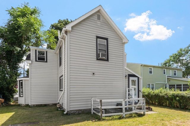 9 Lill Avenue, Newton, MA 02465