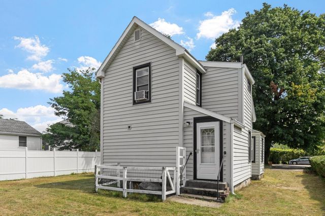 9 Lill Avenue, Newton, MA 02465