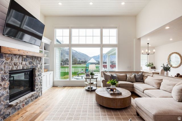 594 E 1000 N, Mapleton, UT 84664