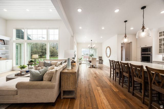 594 E 1000 N, Mapleton, UT 84664