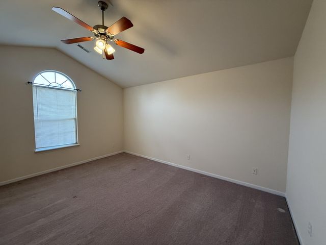 2504 FELDSPAR CT, Columbia, MO 65202