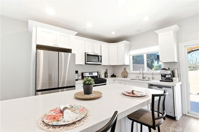 9267 Andrew, Riverside, CA 92503