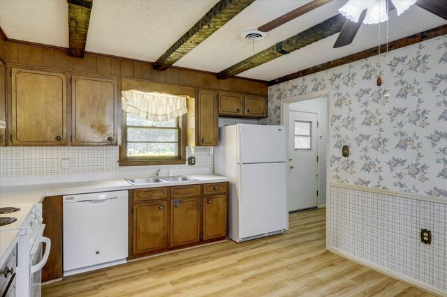 3351 Victoria Drive NW, Aiken, SC 29801