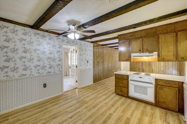 3351 Victoria Drive NW, Aiken, SC 29801