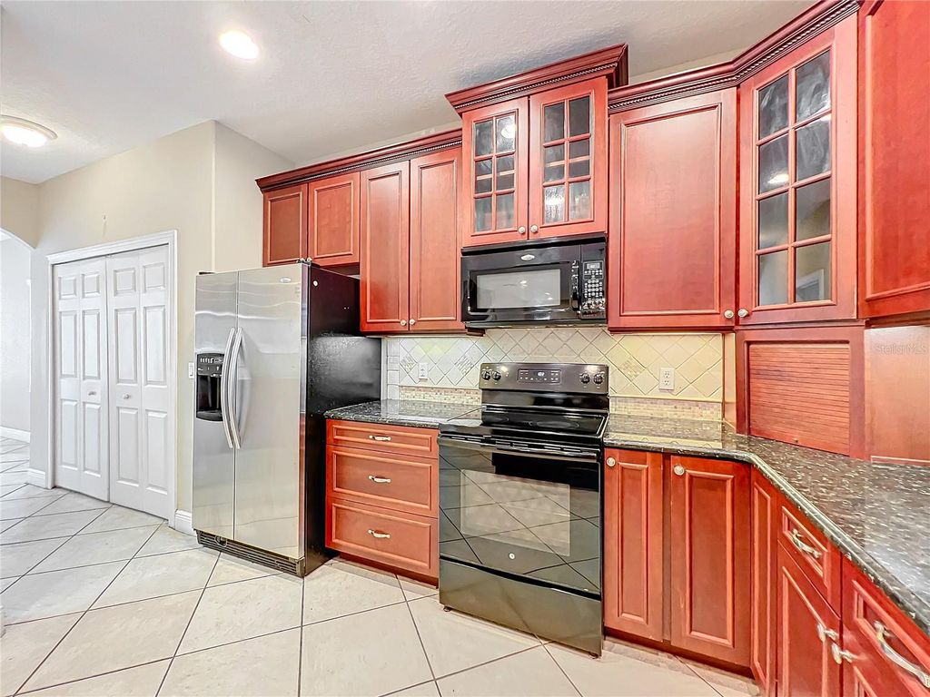 Image 33 of property listing at 3329 LAKE JEAN DRIVE, Orlando, FL 32817