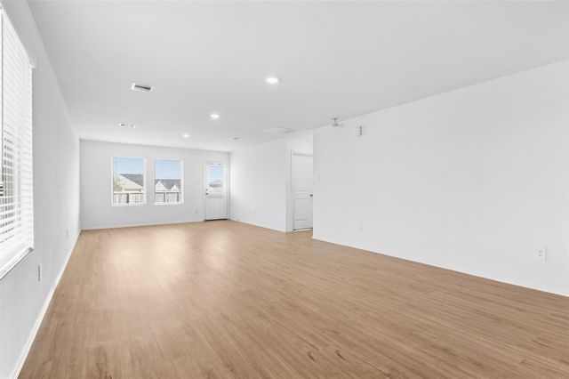 309 Birch Blossom Path, Magnolia, TX 77354