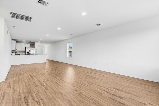 309 Birch Blossom Path, Magnolia, TX 77354