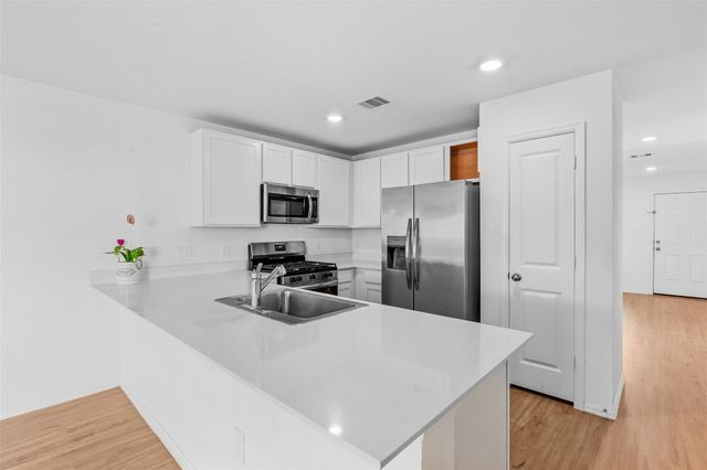 309 Birch Blossom Path, Magnolia, TX 77354