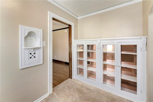 1500 S Broadway Street, Leavenworth, KS 66048