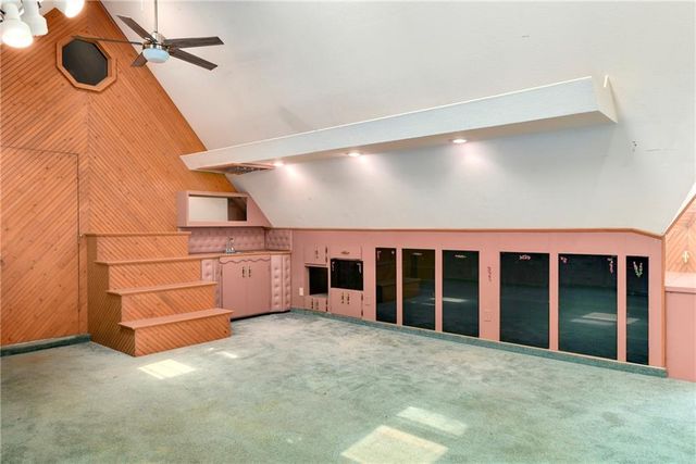 1500 S Broadway Street, Leavenworth, KS 66048