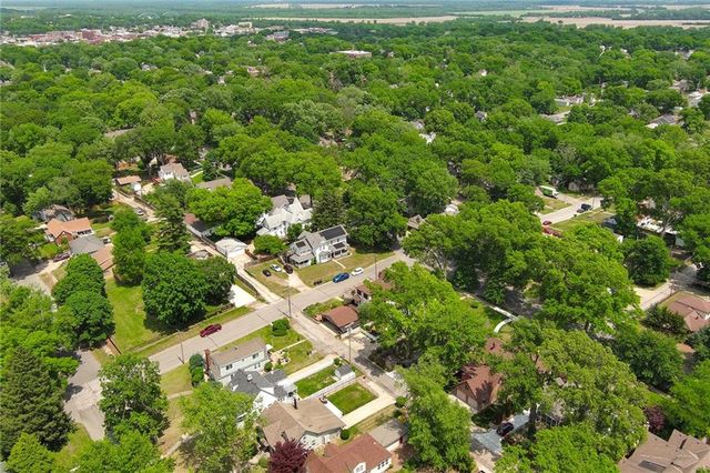 1500 S Broadway Street, Leavenworth, KS 66048