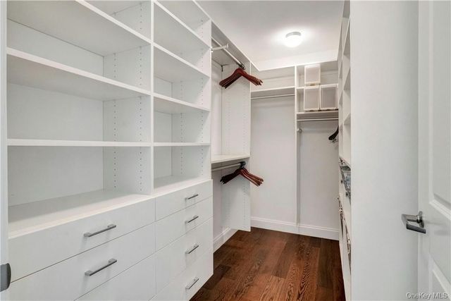 10 BYRON Place PH 814, Larchmont, NY 10538