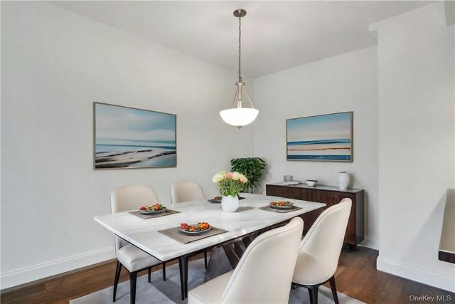 10 BYRON Place PH 814, Larchmont, NY 10538
