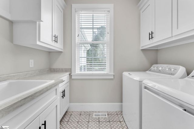 766 Mckelvey Road, Pelzer, SC 29669