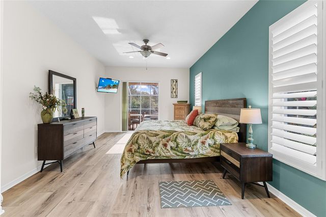 9909 KINGSHYRE WAY, Tampa, FL 33647