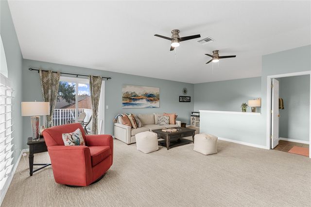 9909 KINGSHYRE WAY, Tampa, FL 33647