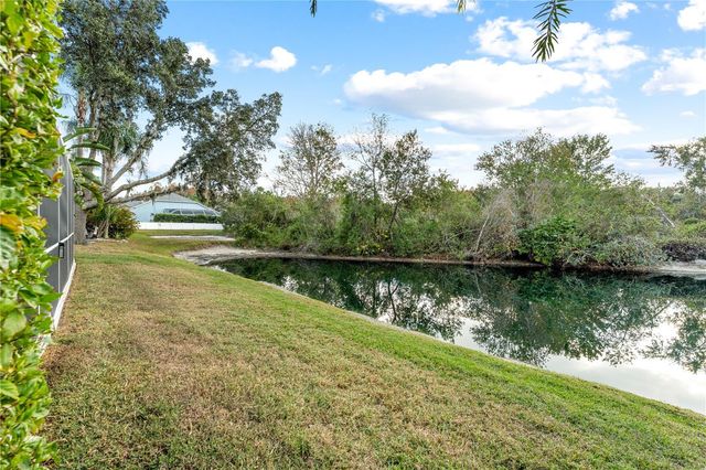 9909 KINGSHYRE WAY, Tampa, FL 33647