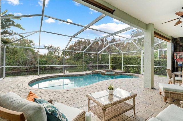 9909 KINGSHYRE WAY, Tampa, FL 33647