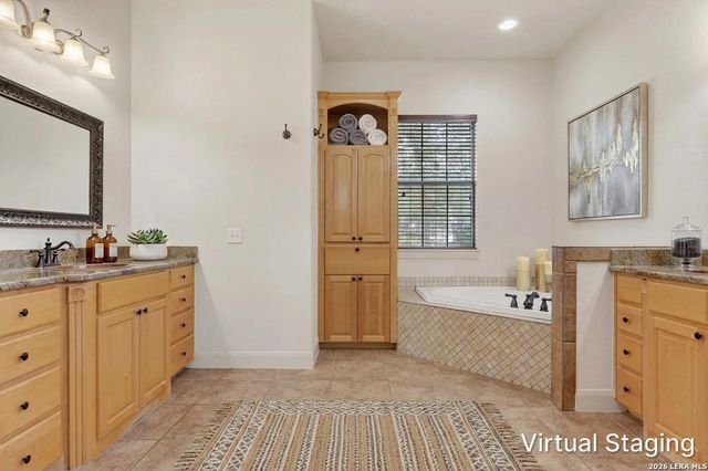 249 Legacy Trail, La Vernia, TX 78121