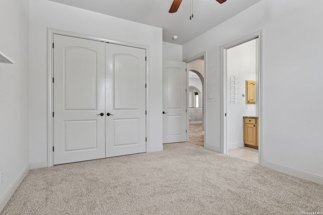 249 Legacy Trail, La Vernia, TX 78121