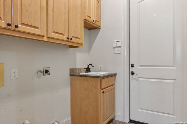 249 Legacy Trail, La Vernia, TX 78121