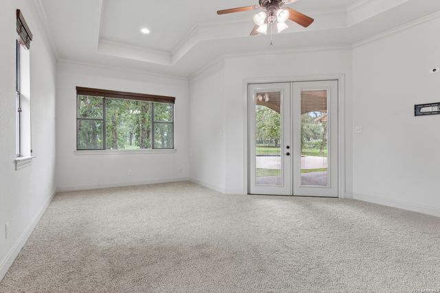 249 Legacy Trail, La Vernia, TX 78121
