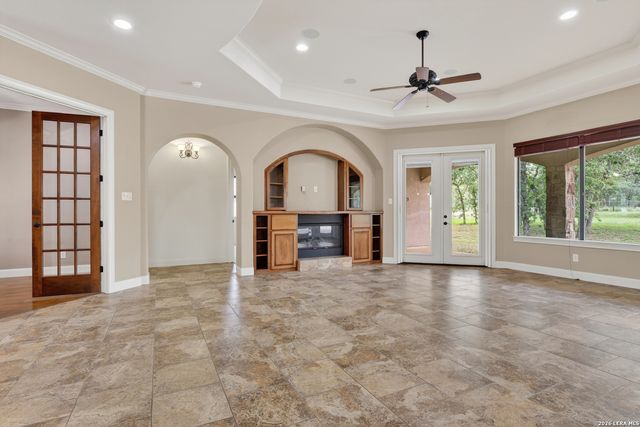 249 Legacy Trail, La Vernia, TX 78121