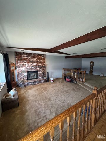 6020 Medio Luna Avenue, Bakersfield, CA 93306