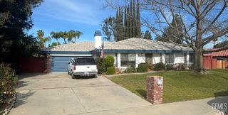 6020 Medio Luna Avenue, Bakersfield, CA 93306