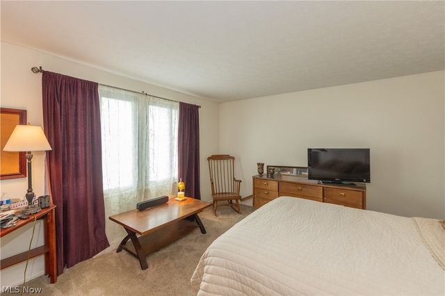 10219 Spinnaker Run, Aurora, OH 44202