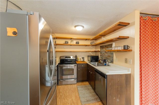 10219 Spinnaker Run, Aurora, OH 44202