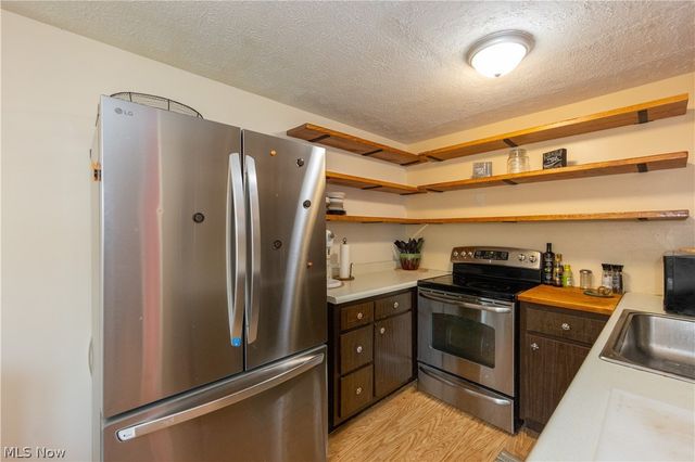 10219 Spinnaker Run, Aurora, OH 44202