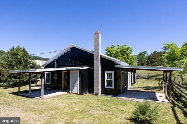 3257 IDA RD, Luray, VA 22835