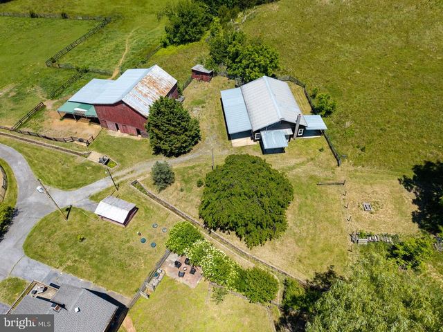 3257 IDA RD, Luray, VA 22835