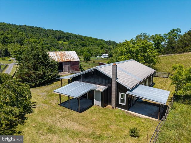 3257 IDA RD, Luray, VA 22835